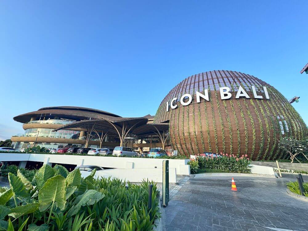 Icon Bali Mall: Destinasi Belanja & Lifestyle
